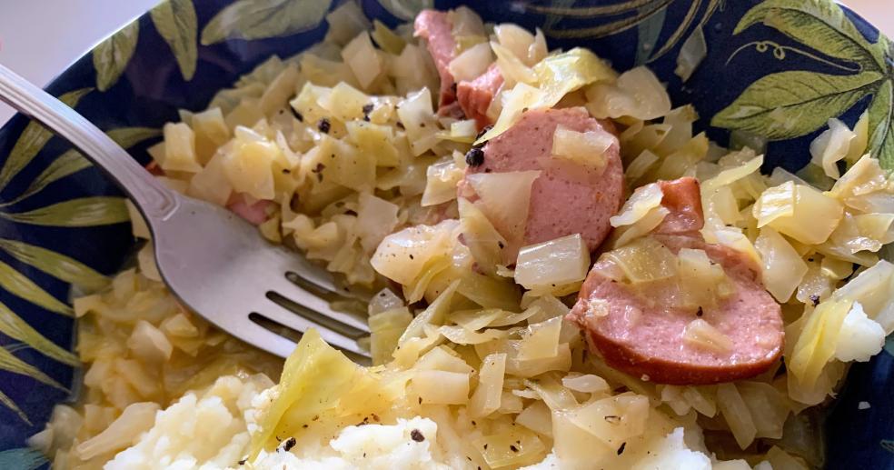 Fennel Cabbage & Smoked Sausage: an Easy, Cosy Autumn Recipe