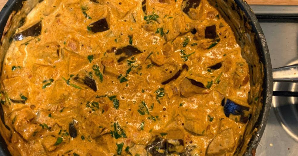 Creamy Aubergine Curry 