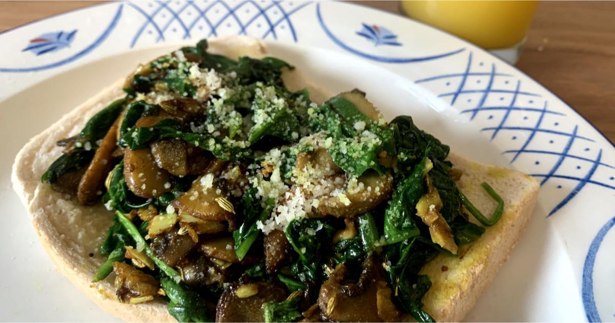 Supercharged Spinach and Mushroom Toast 